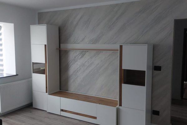 Ofer spre inchiriere apartament cu 2 camere